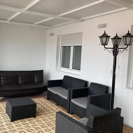Magnifico Piso Con Gran Terraza En Centro De * Vigo